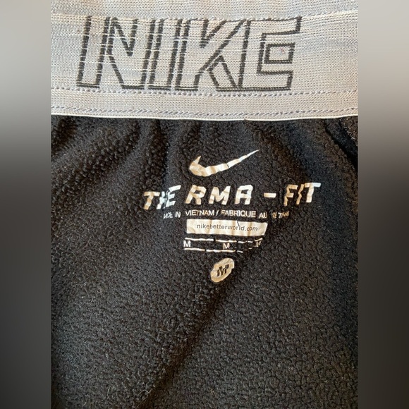 Cropped Nike Sweatpants - Picture 2 of 4
